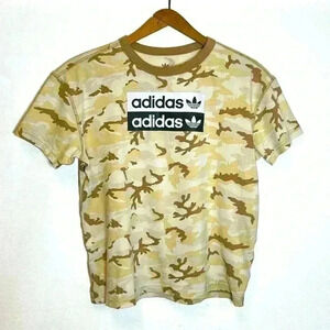 Adidas Women's Medium Cropped T-Shirt Cammo Sport Yoga  Run Walk Gym Hike Summer